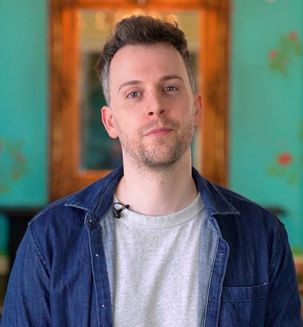 Portrait of London magician Marc Kay
